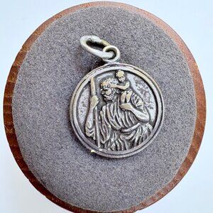 VTG Silver Tone Saint Christopher Circle Pendant Size 1" Length